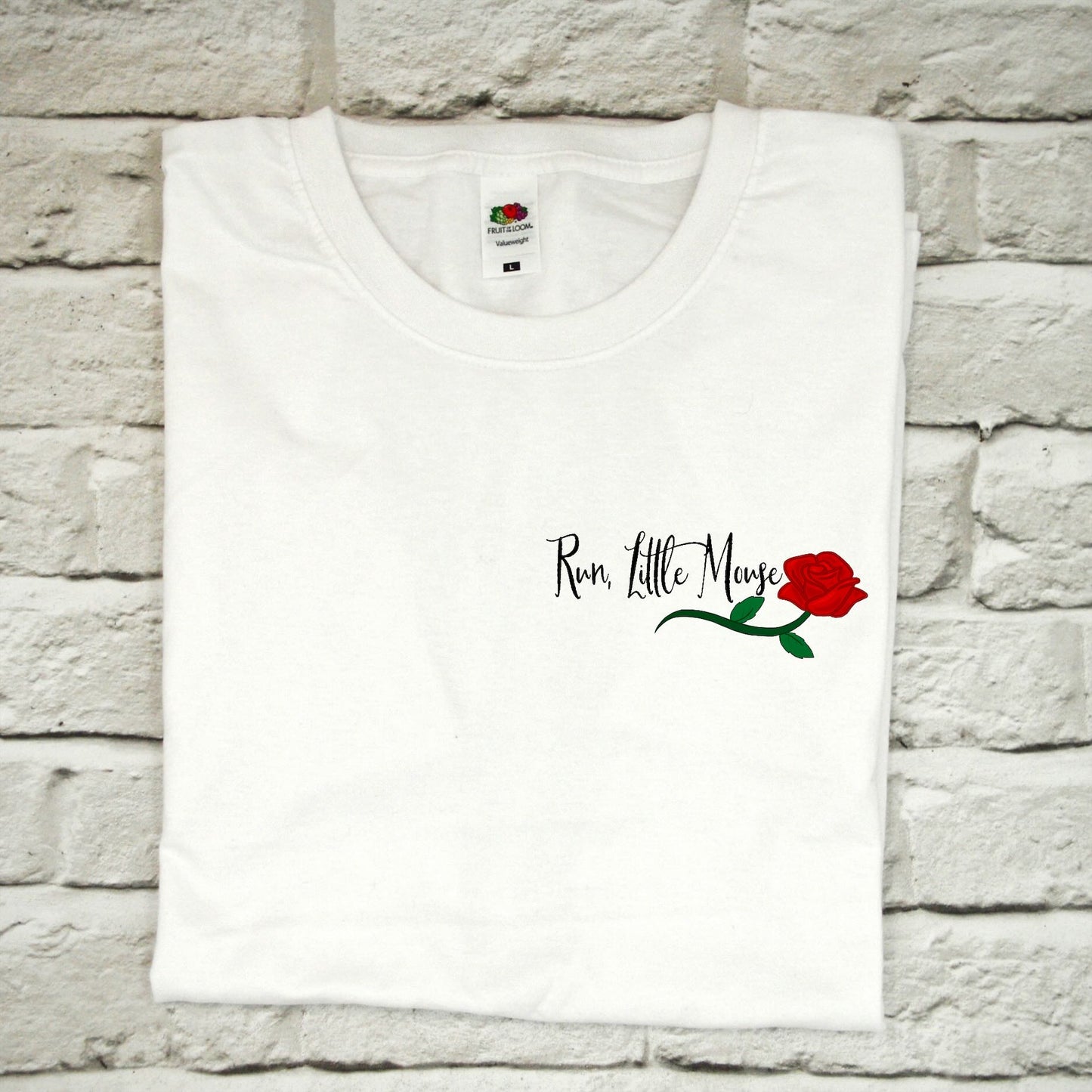 Dark Romance - Run Little Mouse - Pistol - Unisex - T Shirt - Book - Fiction