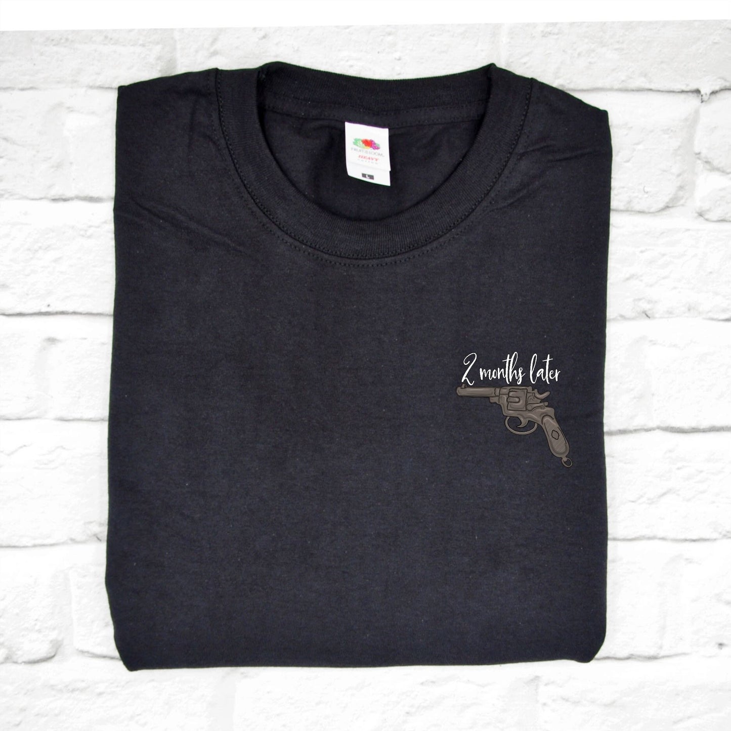 Dark Romance - Pistol - Unisex - T Shirt - Book - Fiction